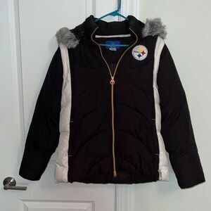 Women’s used Steelers Black & White convertible sewn puffy hooded parka jacket M